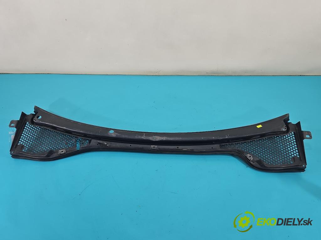 Seat Leon III 2012-2020 2.0 tdi 150 HP automatic 110 kW 1968 cm3 5- torpédo 5F2819403E (Torpédo (plast pod čelným sklom))