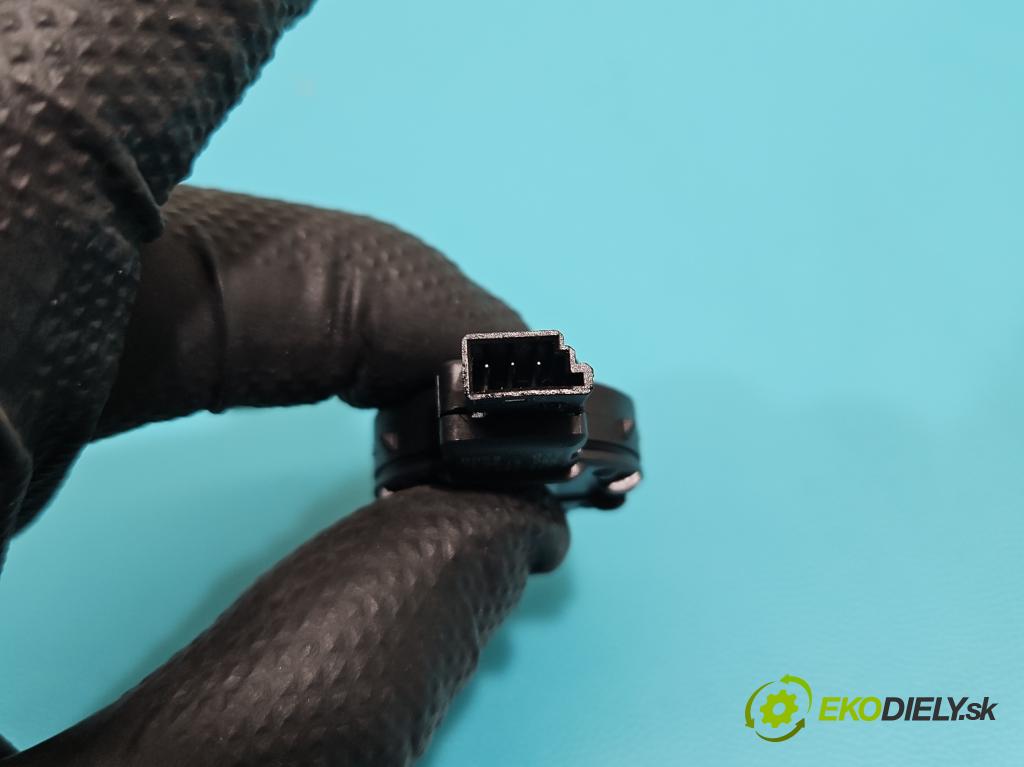 Seat Leon III 2012-2020 2.0 tdi 150 HP automatic 110 kW 1968 cm3 5- snímač déšť: 5Q0955547A (Snímač dažďa)