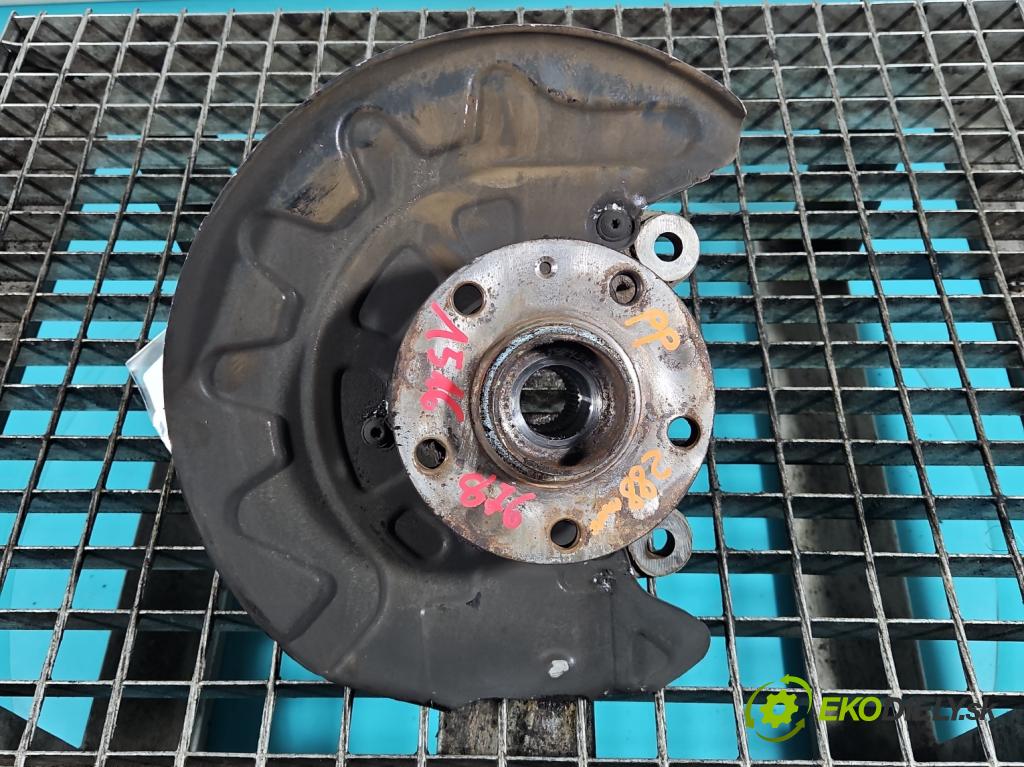 Seat Leon III 2012-2020 2.0 tdi 150 HP automatic 110 kW 1968 cm3 5- náboj pravé  (Náboj kolesa)