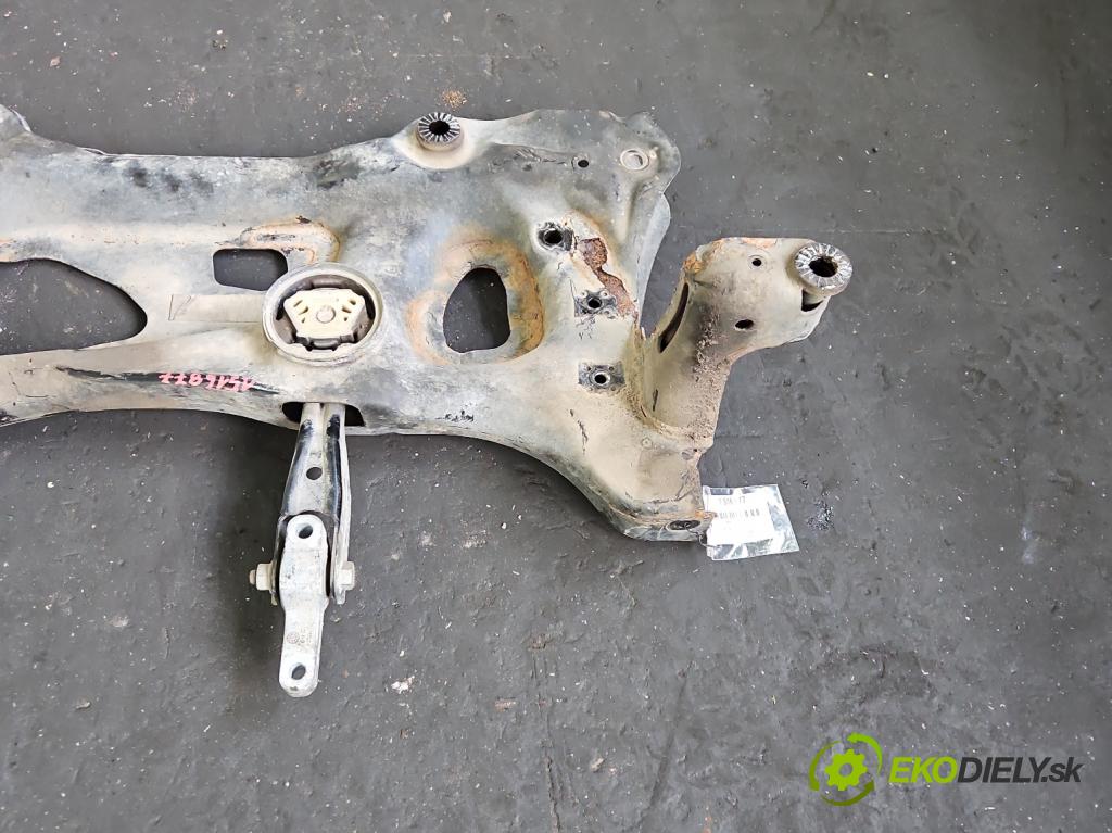 Seat Leon III 2012-2020 2.0 tdi 150 HP automatic 110 kW 1968 cm3 5- výstuha motora 5Q0199315
