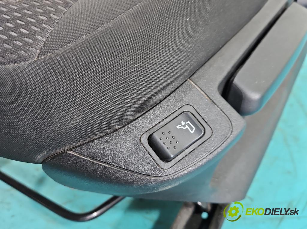 Fiat Tipo II 2015- 1.6 jtd (55260384) 120 HP manual 88 kW 1598 cm3 5- Sedačka ľavý  (Sedadlo)