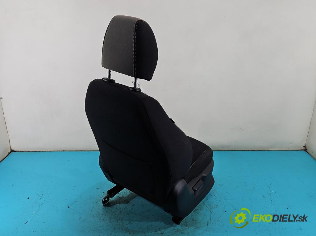 Fiat Tipo II 2015- 1.6 jtd (55260384) 120 HP manual 88 kW 1598 cm3 5- Sedačka pravý  (Sedadlo)