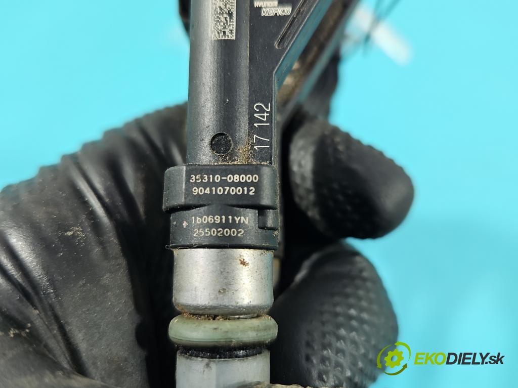 Hyundai i20 III 2020- 1.2 16V 84KM manual 61.8 kW 1197 cm3 5- vstrek 35310-08000 (Vstrekovač paliva)