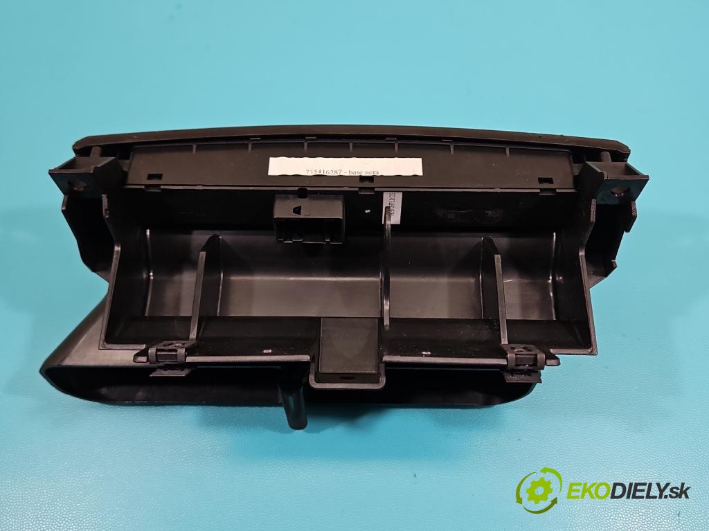 Fiat Punto Grande 1.4 8V 77 hp manual 57 kW 1368 cm3 5- Mřížka: topení medián: 735386328 (Mřížka topení)