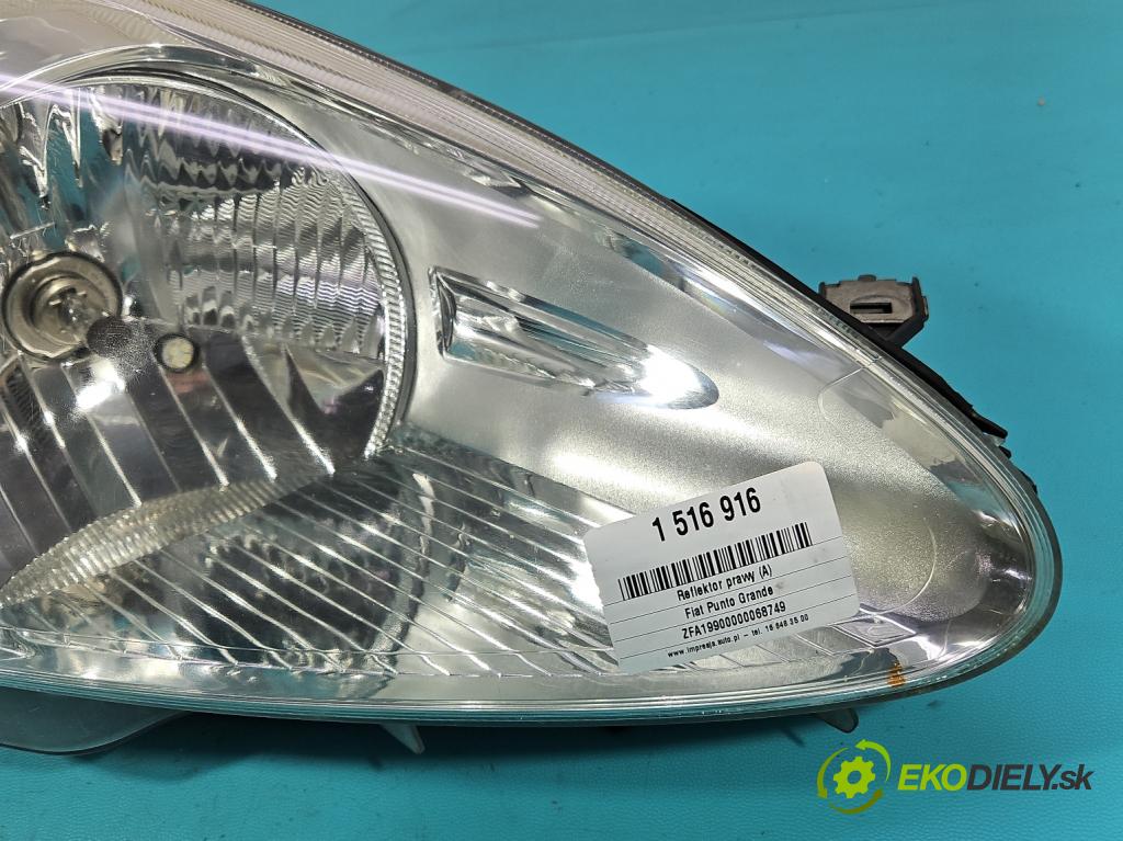 Fiat Punto Grande 1.4 8V 77 HP manual 57 kW 1368 cm3 5- Reflektor: pravý  (Svetlo predné pravé)