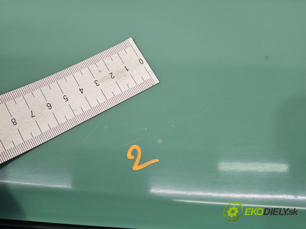 Opel Corsa C 2000-2006 1.0 12V 58 hp manual 43 kW 973 cm3 5- zadní kufrové dveře  (Zadní kapota (kufr))