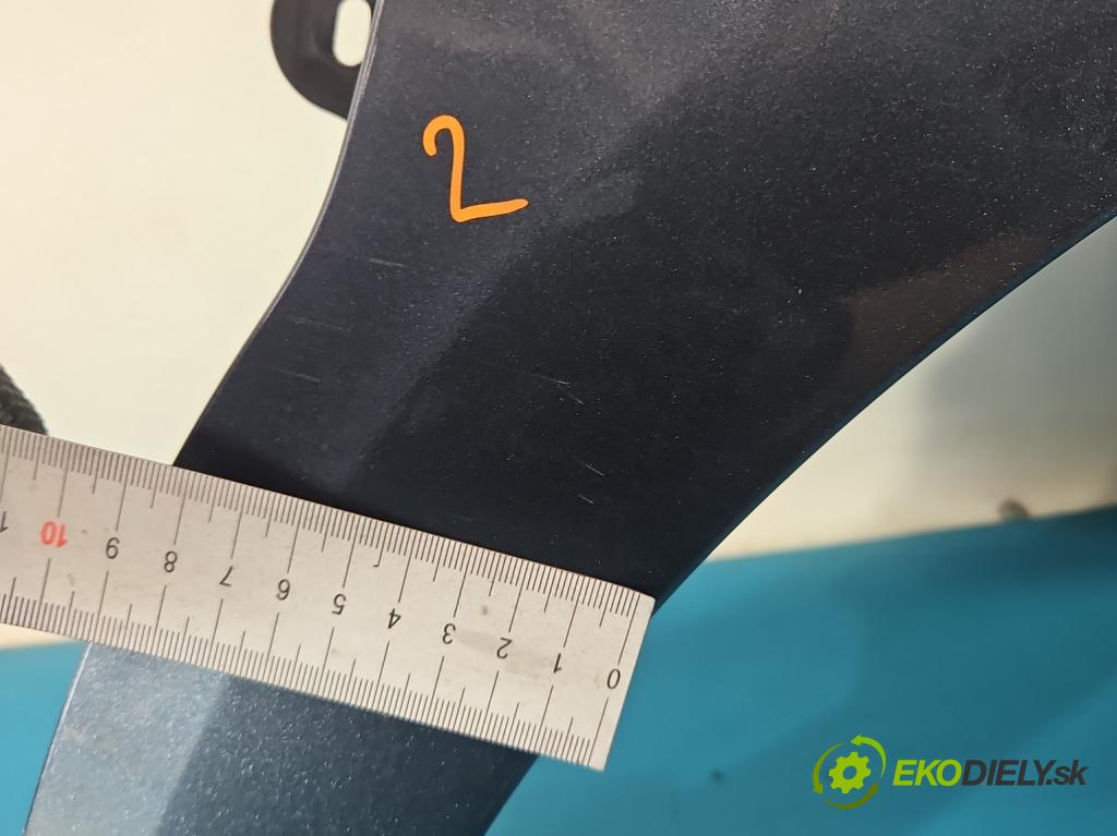 Citroen C4 I 2004-2011 1.6 16v 109 HP manual 80 kW 1587 cm3 5- blatník predné pravý  (Kľučka dverí ostatné)