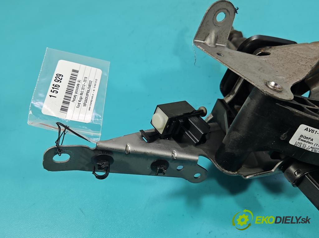 Ford Kuga Mk2 2013-2019 1.5 120 HP manual 88.3 kW 1498 cm3 5- pedále ostatné AV61-7B633-GG