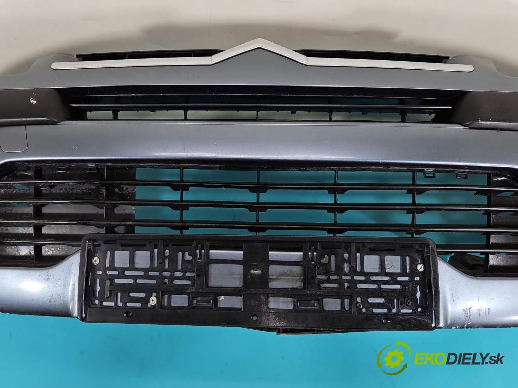 Citroen C4 I 2004-2011 1.6 16v 109 hp manual 80 kW 1587 cm3 5- nárazník přední  (Klika dveří ostatní)