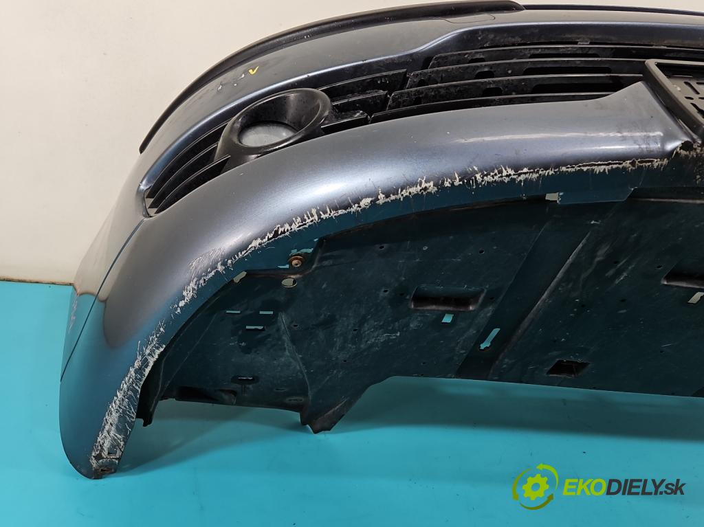 Citroen C4 I 2004-2011 1.6 16v 109 hp manual 80 kW 1587 cm3 5- nárazník přední  (Klika dveří ostatní)