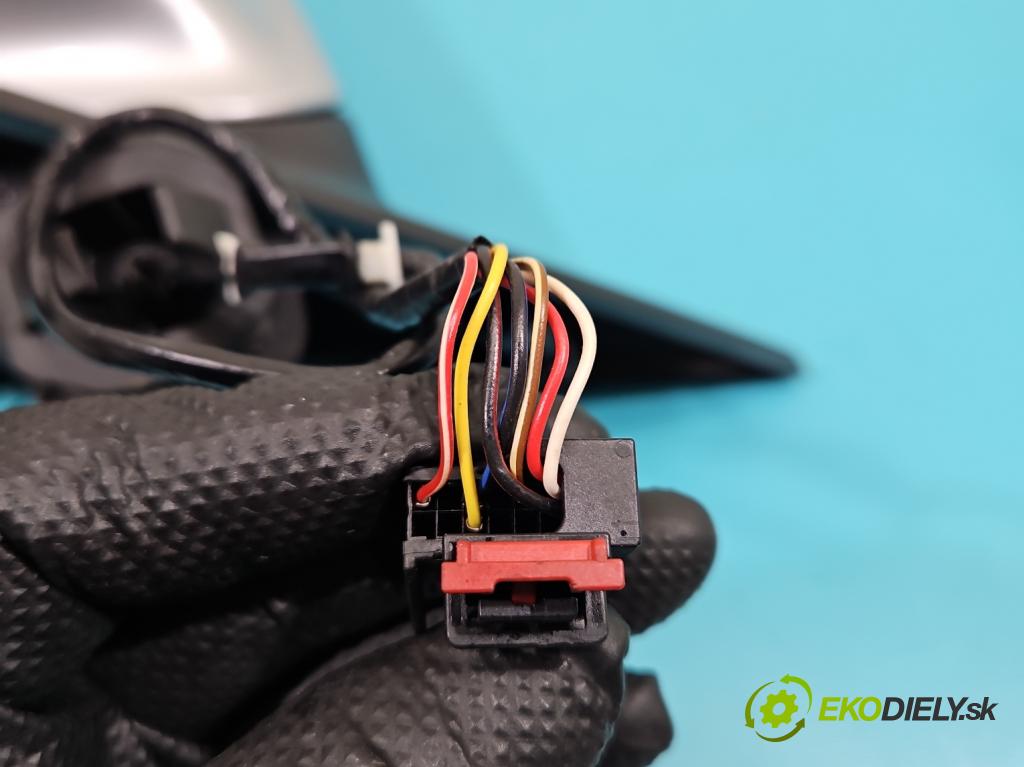 Audi Q5 2008-2016 3.0 tfsi: 272 hp automatic 200 kW 2995 cm3 5- zpětné zrcátko levé  (Klika dveří ostatní)