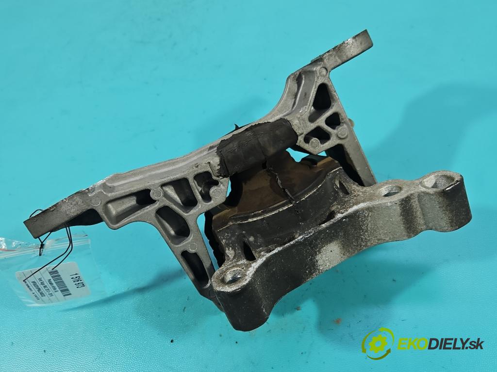 Ford Kuga Mk2 2013-2019 1.5 120 hp manual 88.3 kW 1498 cm3 5- Polštář: motoru  (Držák motoru)