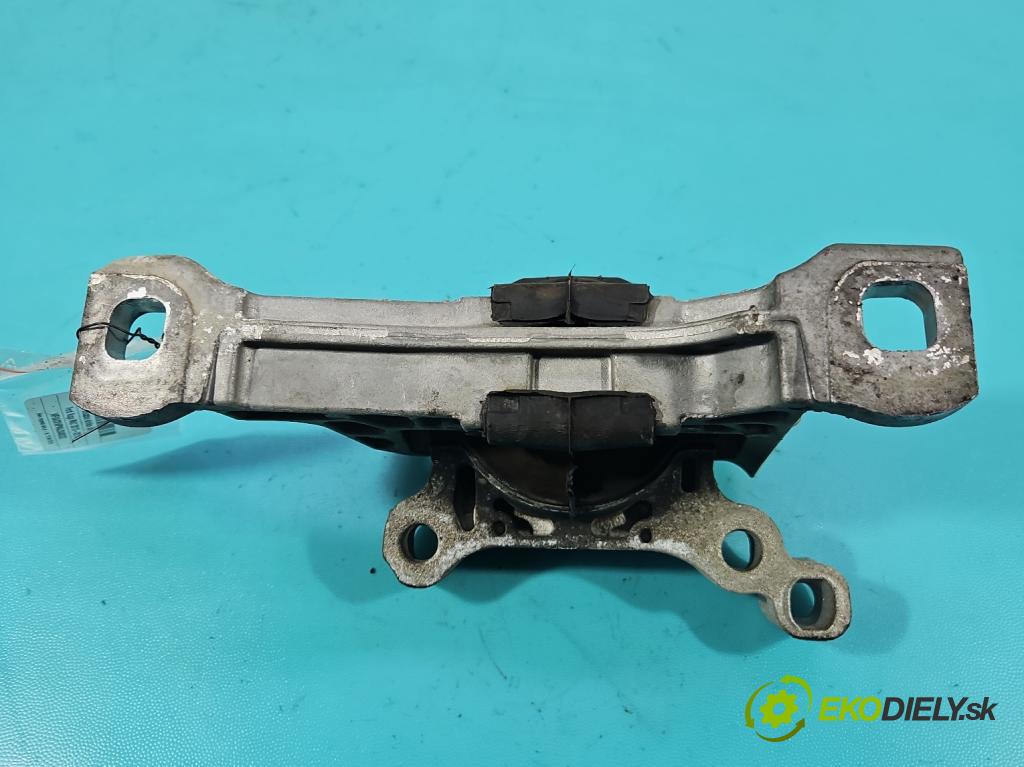 Ford Kuga Mk2 2013-2019 1.5 120 hp manual 88.3 kW 1498 cm3 5- Polštář: motoru  (Držák motoru)