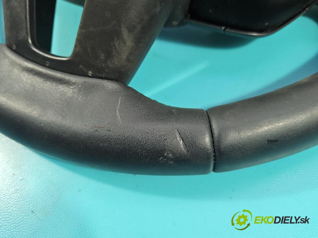 Ford Kuga Mk2 2013-2019 1.5 120 HP manual 88.3 kW 1498 cm3 5- volant  (Volant)