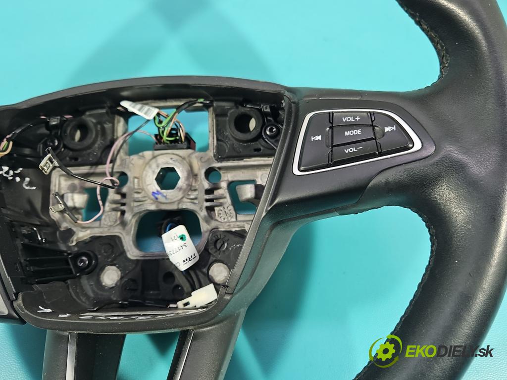 Ford Kuga Mk2 2013-2019 1.5 120 HP manual 88.3 kW 1498 cm3 5- volant  (Volant)