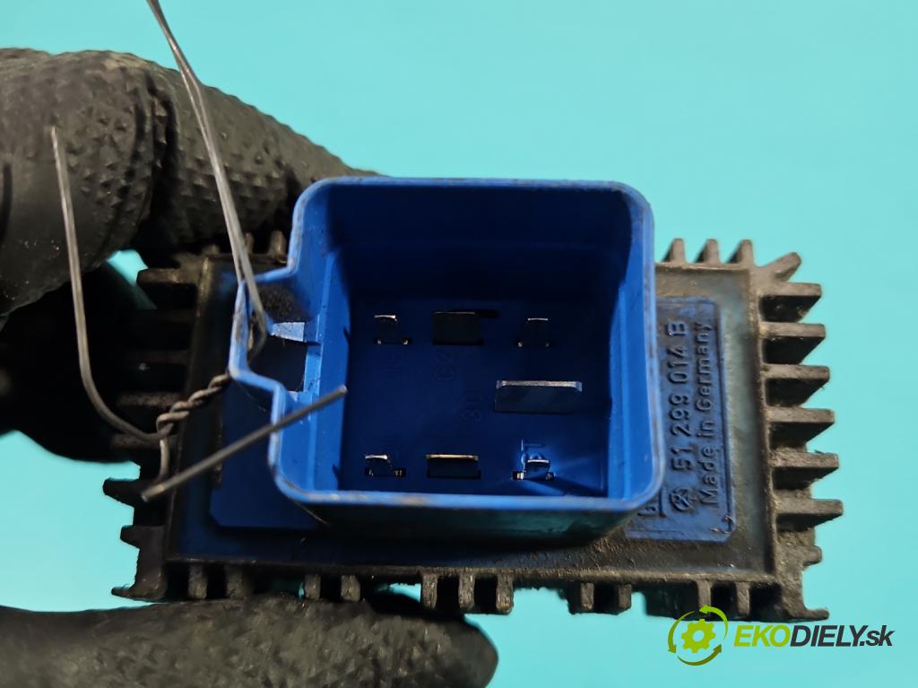 Opel Zafira B 2005-2014 1.9 cdti 101 HP manual 74 kW 1910 cm3 5- Relé: svíčky: zařicích: 55353011 (Relé)