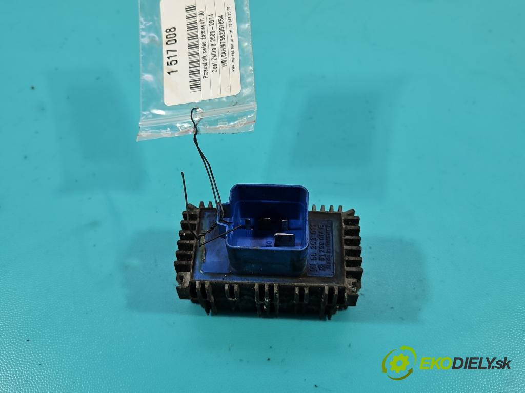 Opel Zafira B 2005-2014 1.9 cdti 101 HP manual 74 kW 1910 cm3 5- Relé: svíčky: zařicích: 55353011 (Relé)