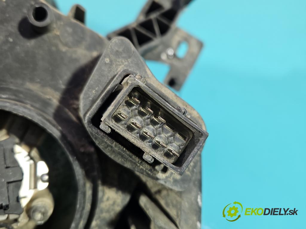 Opel Zafira B 2005-2014 1.9 cdti 101 HP manual 74 kW 1910 cm3 5- Reflektor: ľavý 24451052 (Kľučka dverí ostatné)