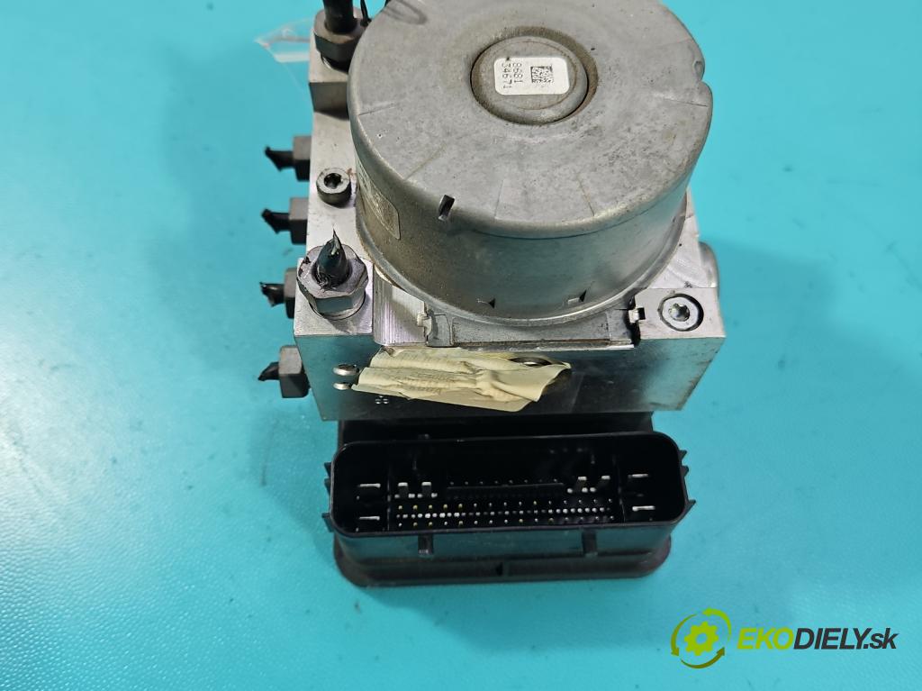 Ford Kuga Mk2 2013-2019 1.5 120 HP manual 88.3 kW 1498 cm3 5- čerpadlo abs GV61-2C405-CJ (Pumpa ABS)