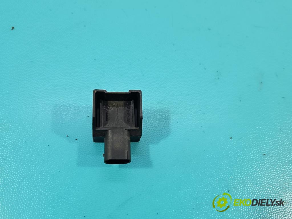 Vw Golf IV 1997-2003 1.9 tdi 101 HP manual 74 kW 1896 cm3 5- snímač ESP 1J0907651A