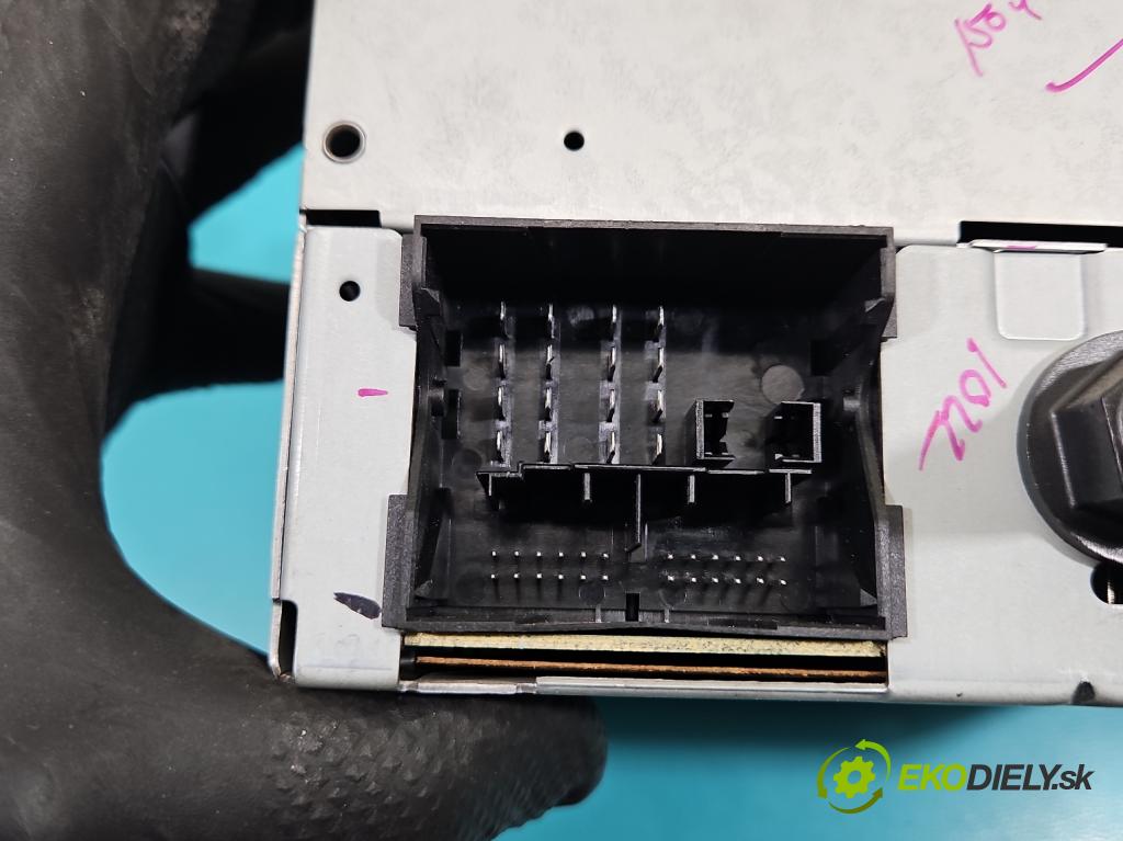 Ford Galaxy Mk2 2006-2015 2.0 TDCI DW 140 HP manual 103 kW 1999 cm3 5- Radio originál 6M2T-18C939-AF