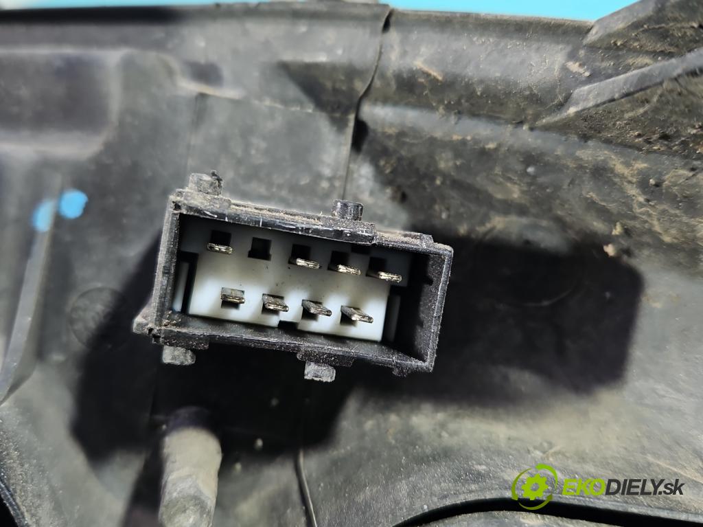 Citroen C3 I 2002-2009 1.1 8v 60 HP manual 44.1 kW 1124 cm3 5- Reflektor: pravý 9647214180 (Svetlo predné pravé)