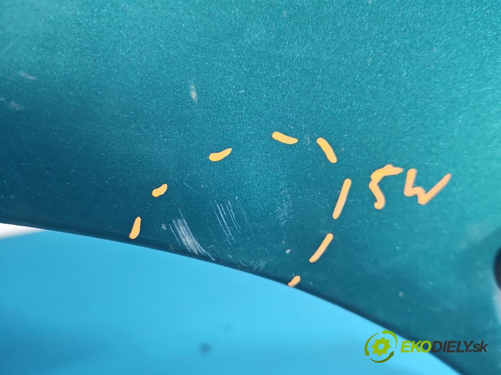 Toyota Corolla E11 1997-2002 1.4 16v 86 hp manual 63 kW 1331 cm3 3- blatnik přední levý  (Levý přední blatník)