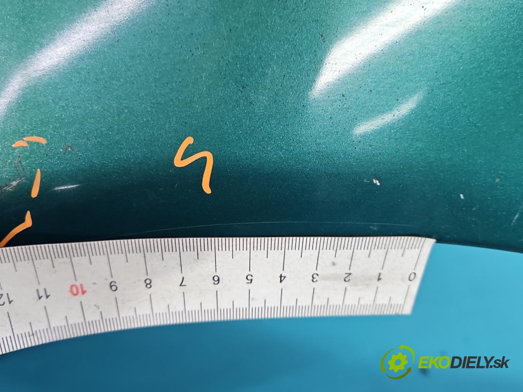 Toyota Corolla E11 1997-2002 1.4 16v 86 hp manual 63 kW 1331 cm3 3- blatnik přední levý  (Levý přední blatník)