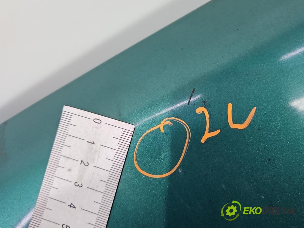 Toyota Corolla E11 1997-2002 1.4 16v 86 hp manual 63 kW 1331 cm3 3- blatnik přední levý  (Levý přední blatník)