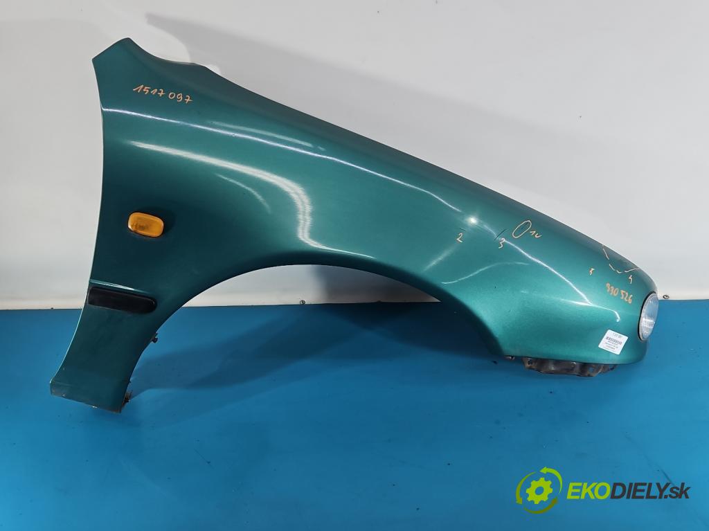 Toyota Corolla E11 1997-2002 1.4 16v 86 HP manual 63 kW 1331 cm3 3- blatník predné pravý  (Kľučka dverí ostatné)