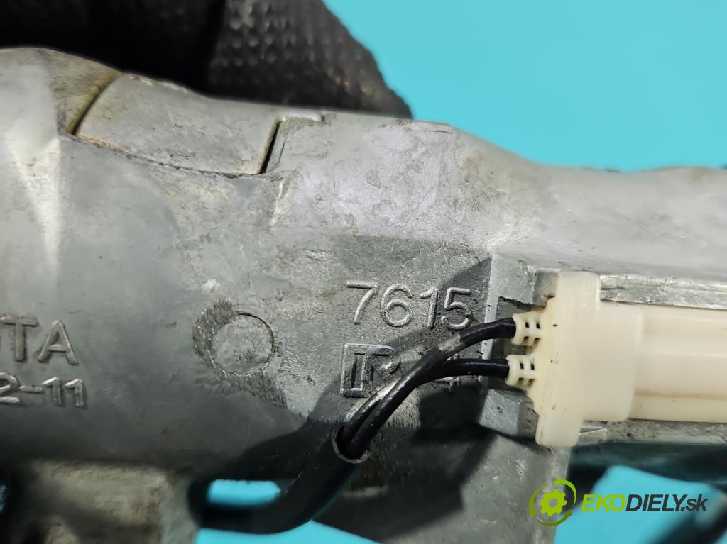 Toyota Corolla E11 1997-2002 1.4 16v 86 HP manual 63 kW 1331 cm3 3- Spínačka 45020-12-11 (Spínacia skrinka)