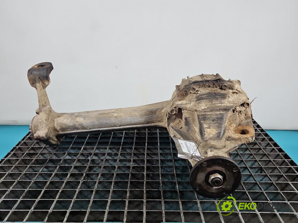 Kia Sportage I 1993-2002 2.0b 95 HP manual 70 kW 1998 cm3 5- Most: predný