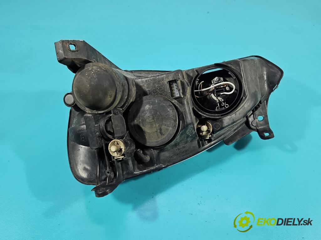 Opel Corsa C 2000-2006 1.0 12V 58 hp manual 43 kW 973 cm3 5- světlo pravý  (Pravé přední světlo)