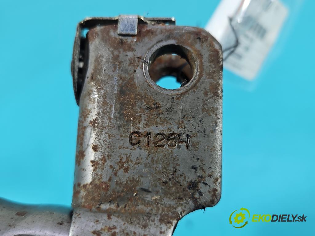 Opel Corsa C 2000-2006 1.0 12V 58 hp manual 43 kW 973 cm3 5- Sloupek volant C126H (Tyč řízení (volantu))