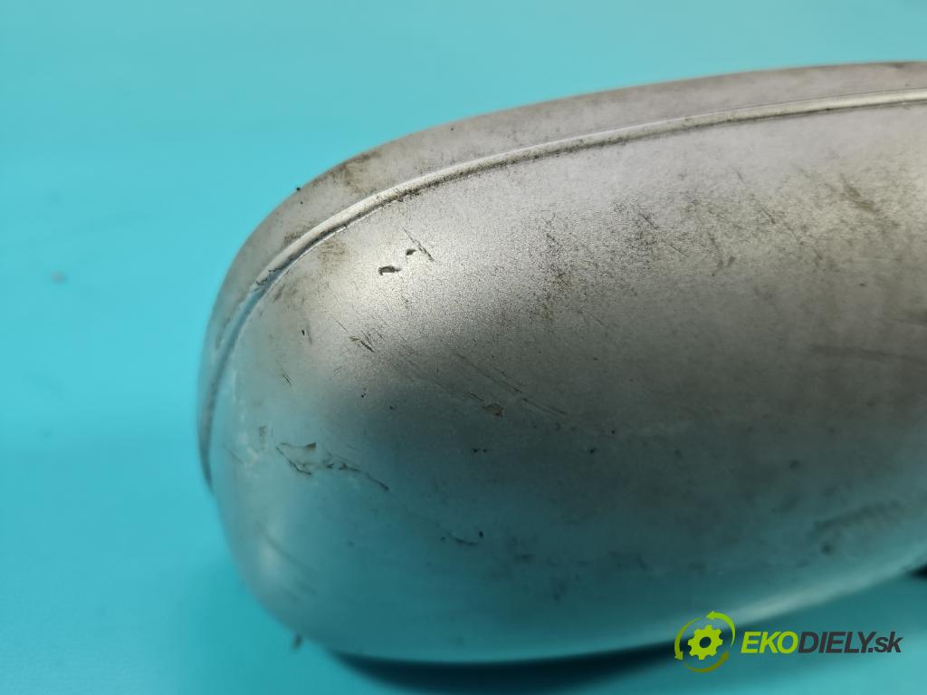 Kia Sportage I 1993-2002 2.0b 95 hp manual 70 kW 1998 cm3 5- zpětné zrcátko pravé  (Klika dveří ostatní)