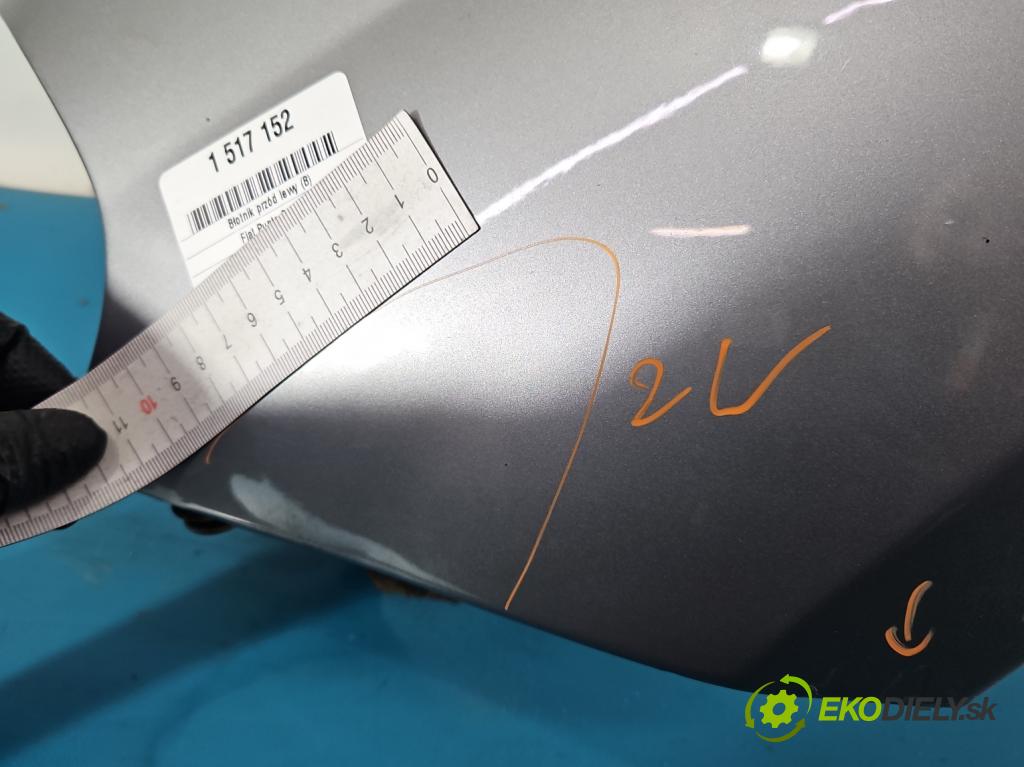 Fiat Punto Grande 1.4 8V 77 hp manual 57 kW 1368 cm3 5- blatnik přední levý  (Levý přední blatník)