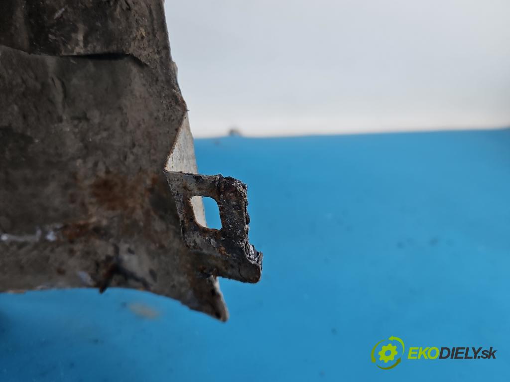 Fiat Punto Grande 1.4 8V 77 hp manual 57 kW 1368 cm3 5- blatnik přední levý  (Levý přední blatník)