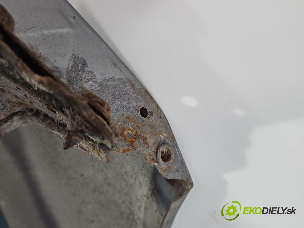 Fiat Punto Grande 1.4 8V 77 hp manual 57 kW 1368 cm3 5- blatnik přední levý  (Levý přední blatník)