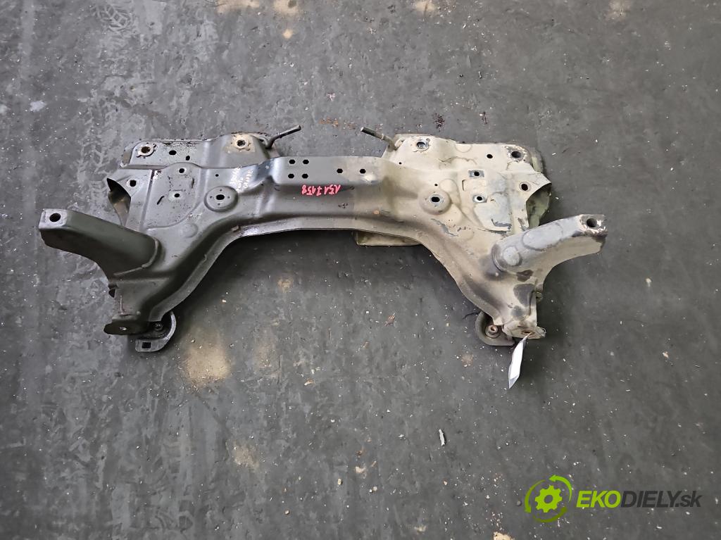 Fiat Punto Grande 1.4 8V 77 HP manual 57 kW 1368 cm3 5- výstuha motora 