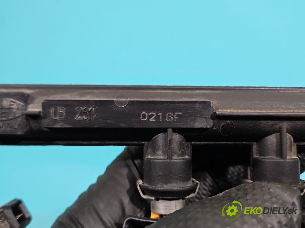 Fiat Punto Grande 1.4 8V 77 HP manual 57 kW 1368 cm3 5- vstrek IWP160 (Vstrekovač paliva)