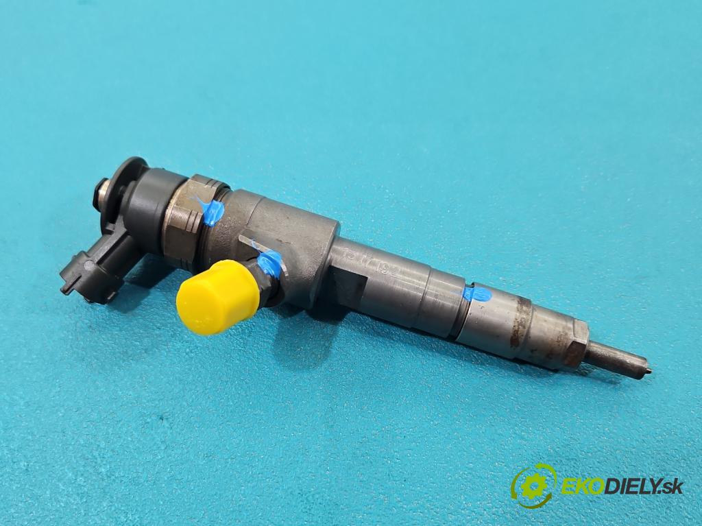 Peugeot 208 I 2012-2019 1.6 hdi 92 HP manual 68 kW 1560 cm3 3- vstrek 0445110739 (Vstrekovač paliva)