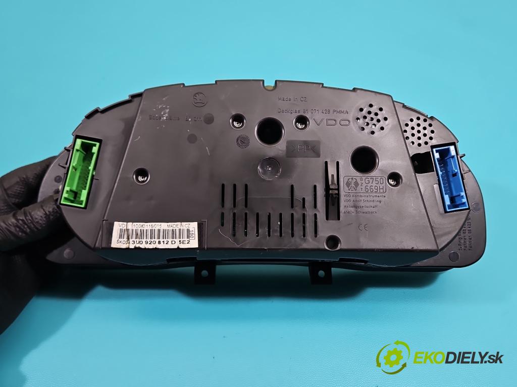 Skoda Superb I 2001-2008 1.9 tdi 116 HP manual 85 kW 1896 cm3 4- prístrojovka/ budíky 3U0920812D (Prístrojová doska)