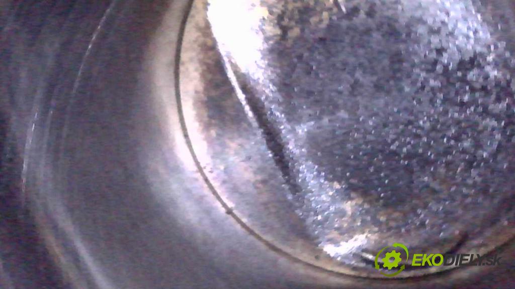 Fiat Punto Grande 1.4 8V 77 hp manual 57 kW 1368 cm3 5- motor benzín 350A1000