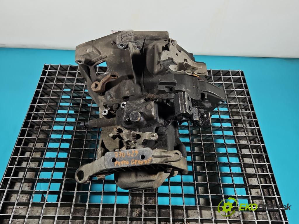 Fiat Punto Grande 1.4 8V 77 HP manual 57 kW 1368 cm3 5- prevodovka stupeň,rýchlosť manual