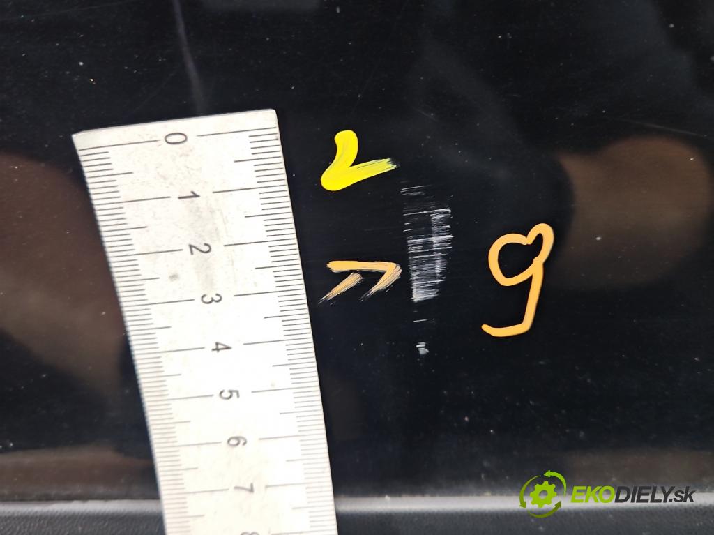 Skoda Superb I 2001-2008 1.9 tdi 116 hp manual 85 kW 1896 cm3 4- dveře zadní pravé  (Klika dveří ostatní)