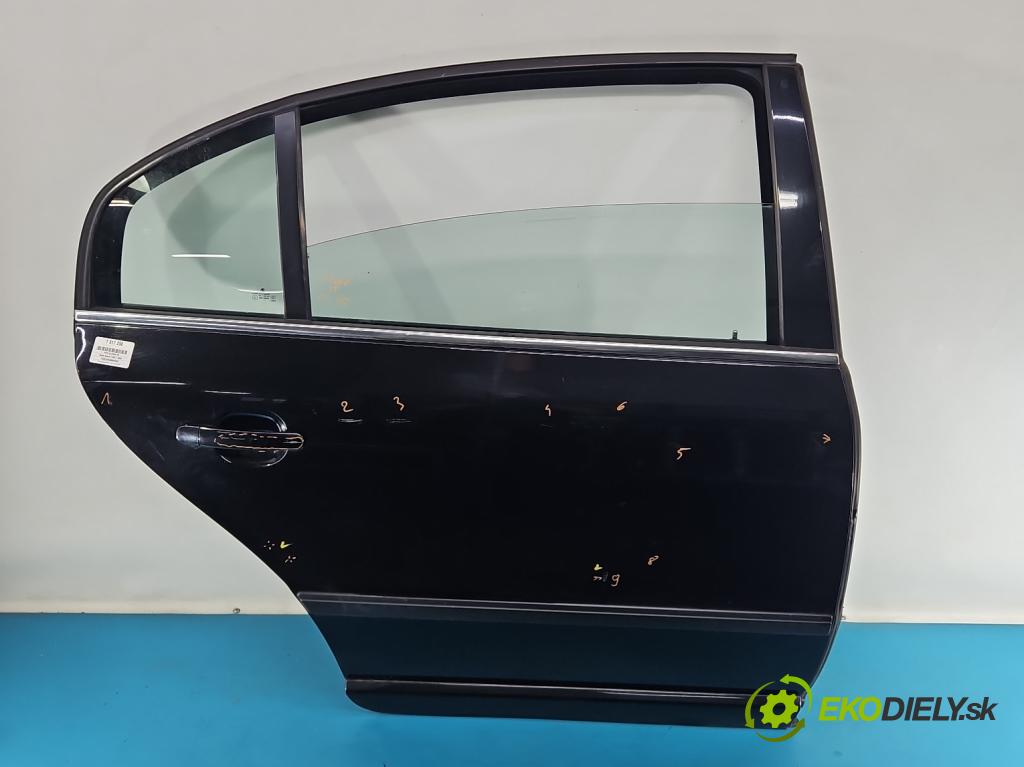 Skoda Superb I 2001-2008 1.9 tdi 116 hp manual 85 kW 1896 cm3 4- dveře zadní pravé  (Klika dveří ostatní)