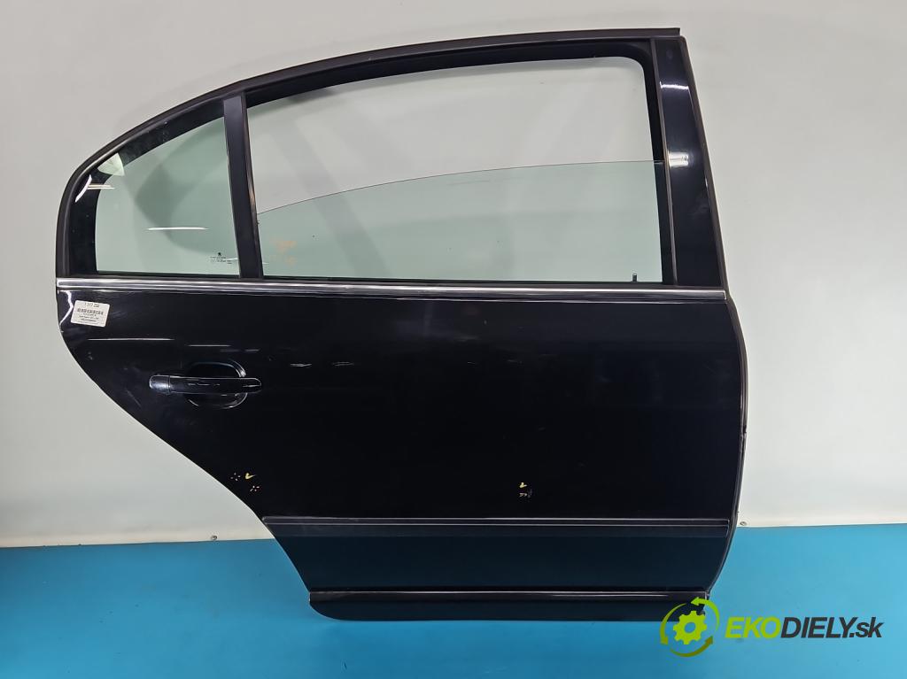 Skoda Superb I 2001-2008 1.9 tdi 116 hp manual 85 kW 1896 cm3 4- dveře zadní pravé  (Klika dveří ostatní)