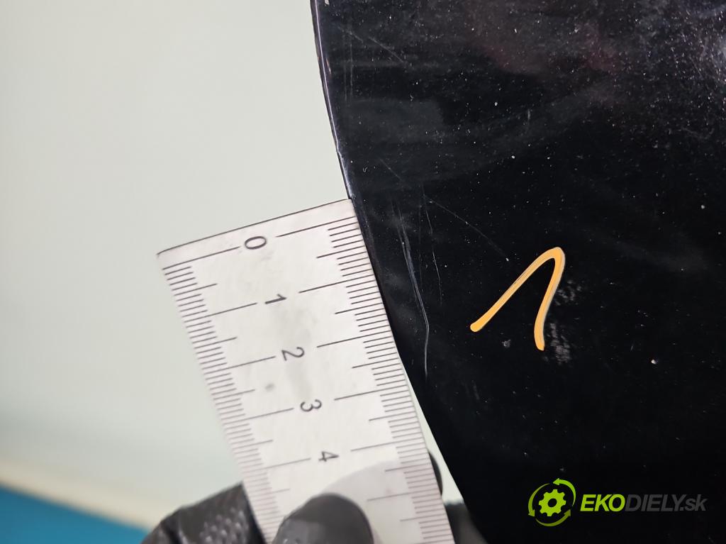 Skoda Superb I 2001-2008 1.9 tdi 116 hp manual 85 kW 1896 cm3 4- dveře zadní pravé  (Klika dveří ostatní)