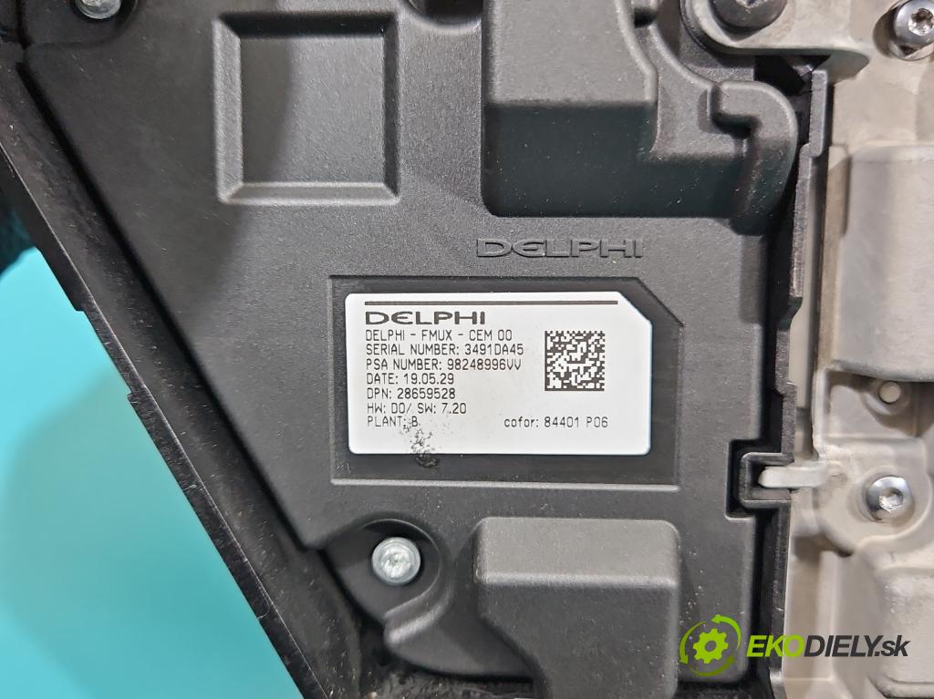 Citroen C4 Grand Picasso II 2013-2022 2.0 HDI 163 HP automatic 120 kW 1997 cm3 5- Zobrazit: 9831652880 (Prístrojová doska)