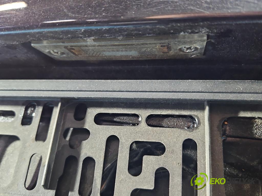 Skoda Superb I 2001-2008 1.9 tdi 116 HP manual 85 kW 1896 cm3 4- zadna kufor  (Kapota zadná (kufor))